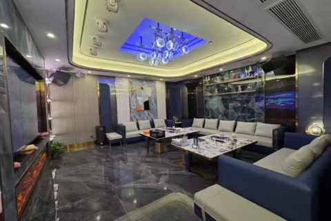 果洛名气大KTV招聘，专业团队带你拿高薪，优质岗位助你增收