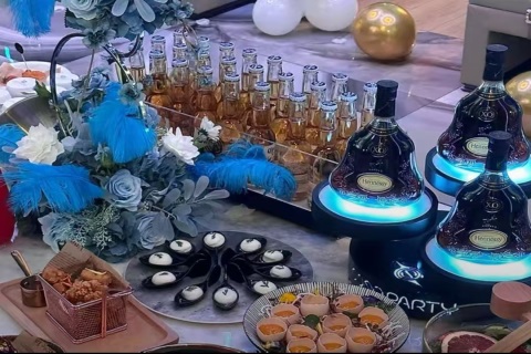 果洛夜总会招聘,果洛高端KTV招聘礼宾员